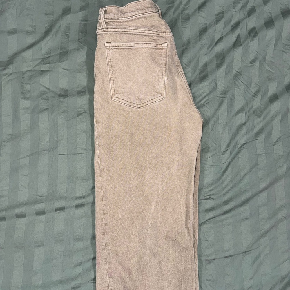 Abercrombie & Fitch Jeans - 90’s Relaxed High Rise Oatmeal